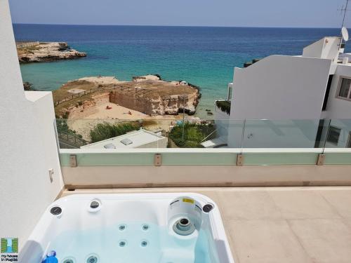 Fiume Luxury Apartments near the SEA — 4-Star Luxury Hotel in Monopoli, Italy