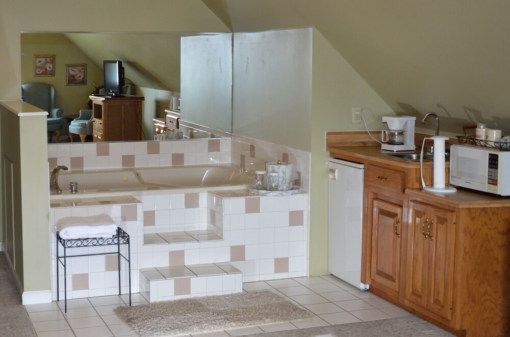 Four Seasons Country Inn - photo 25