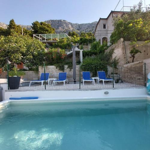 Waterview apartments — 4-Star Luxury Hotel in Omis, Croatia