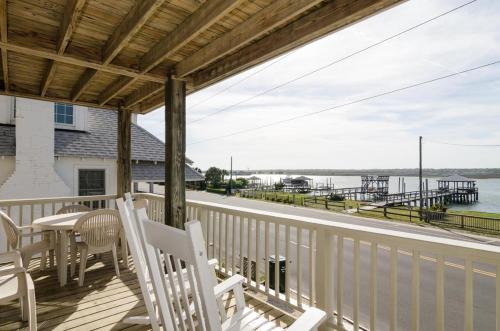 Dalton by Bryant Real Estate in Wrightsville Beach, United States