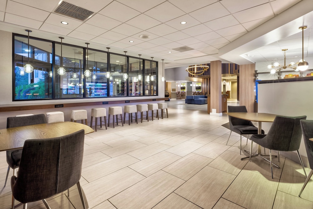 Crowne Plaza Dulles Airport by IHG - photo 130