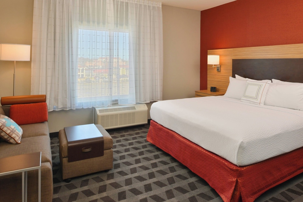 TownePlace Suites by Marriott Laplace - photo 3