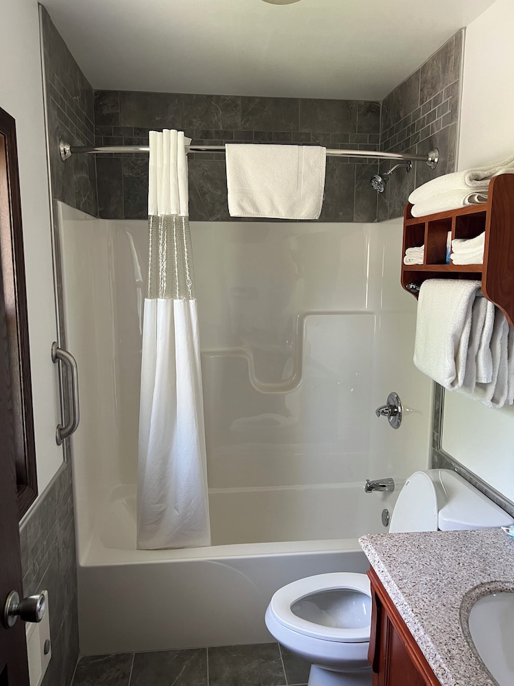 All Star Inn & Suites - photo 355
