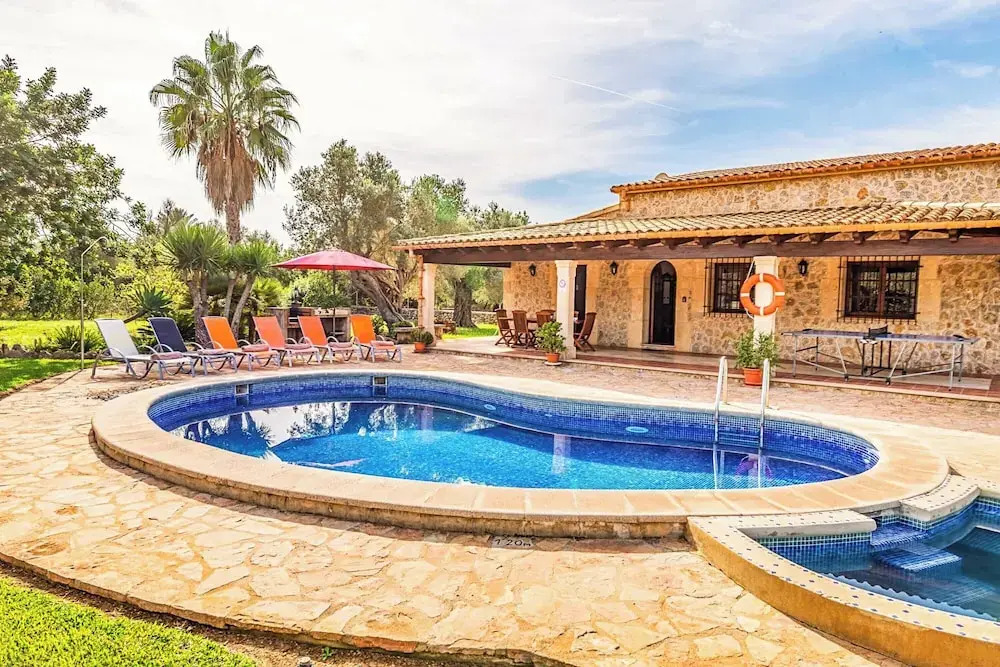 March Martorell - carbon neutral hotel in Pollenca