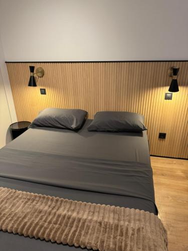 Plaza de el Rey - last minute hotel in Madrid