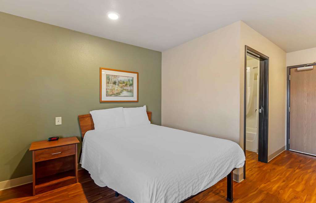 Extended Stay America Select Suites Cleveland Mentor - photo 11