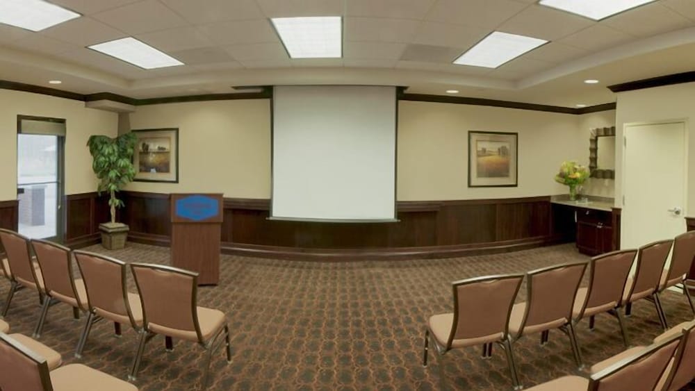 Hampton Inn Rochester Webster - photo 41