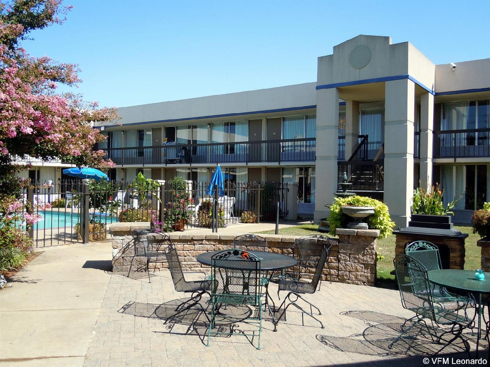 Best Western Dyersburg Inn - photo 3