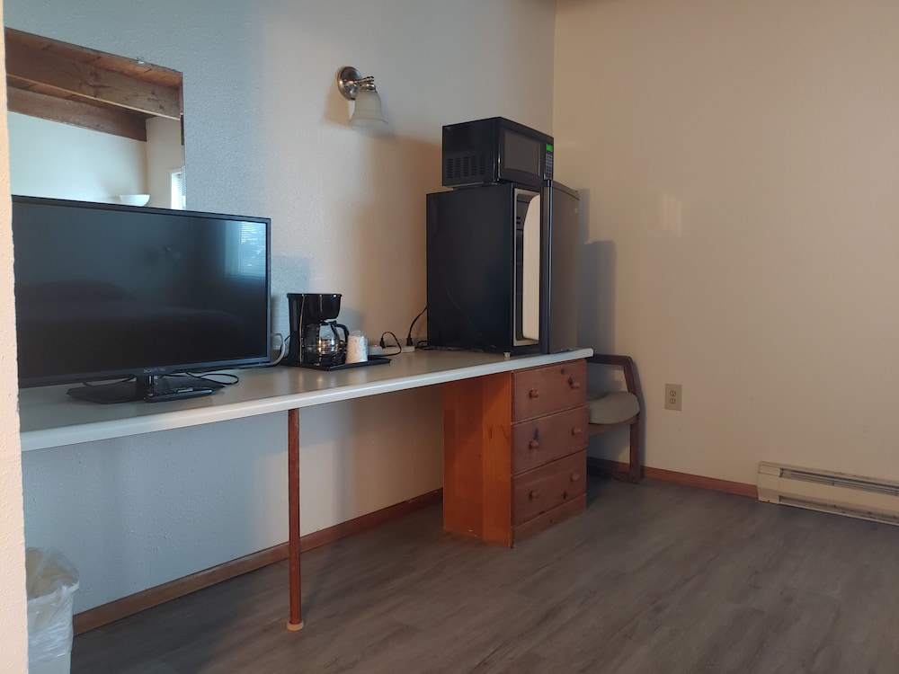 The Dublin House Motel - photo 19