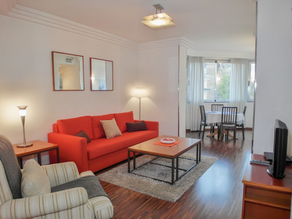 DFlat Escultor Madrid 204 Apartments hotel Almagro Madrid