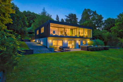 Waters Edge — hotel in Wanaka