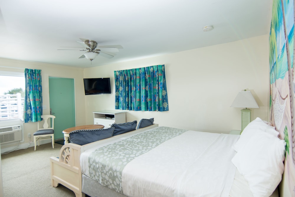 Magic Beach Motel - photo 22