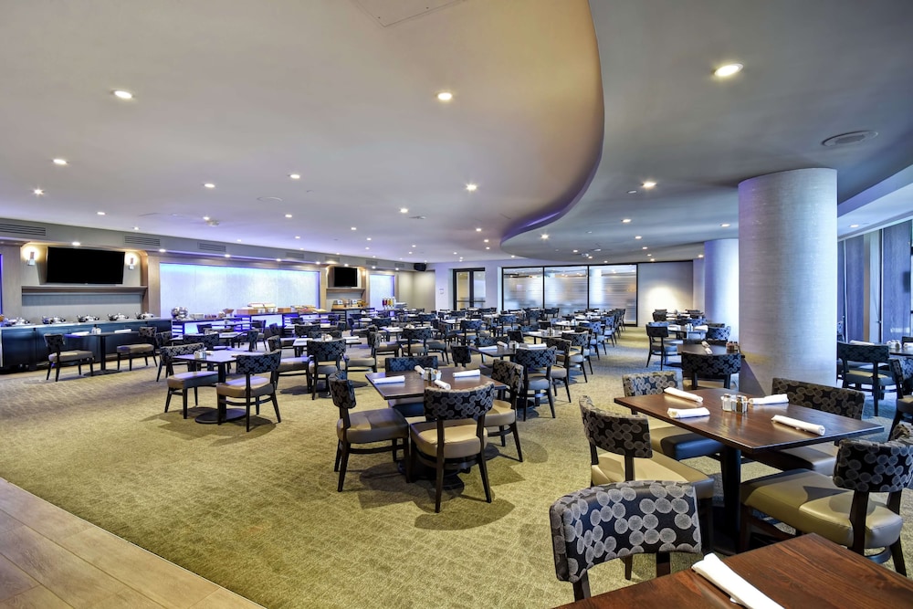 DoubleTree by Hilton Hotel Pleasanton at the Club - photo 42