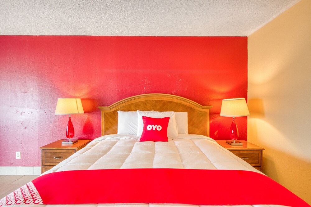 OYO Hotel Jackson Fairgrounds I 55 - photo 13