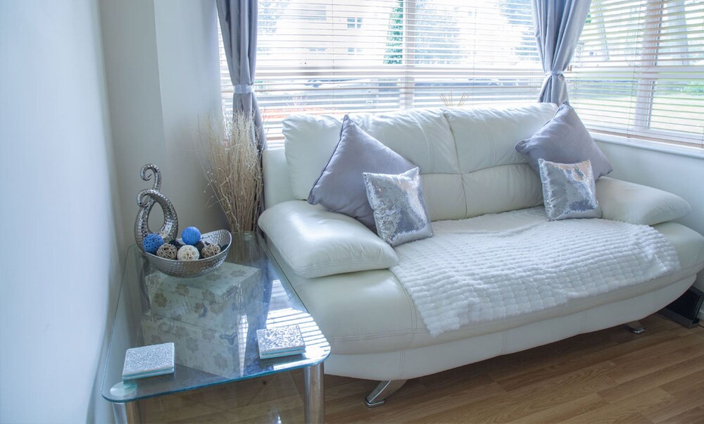 Brighton Getaways Spacious Studio Apt — Hove — photo 5