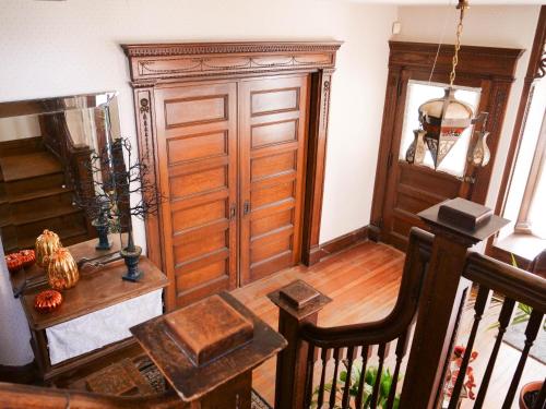 Shadowcrest - photo 3