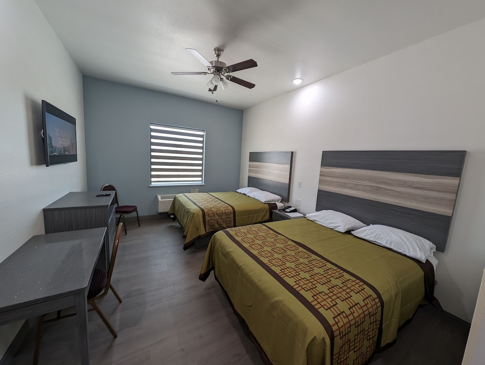 Texas Bungalows Hotel & Hotel Que at i35 Austin Pflugerville - photo 14