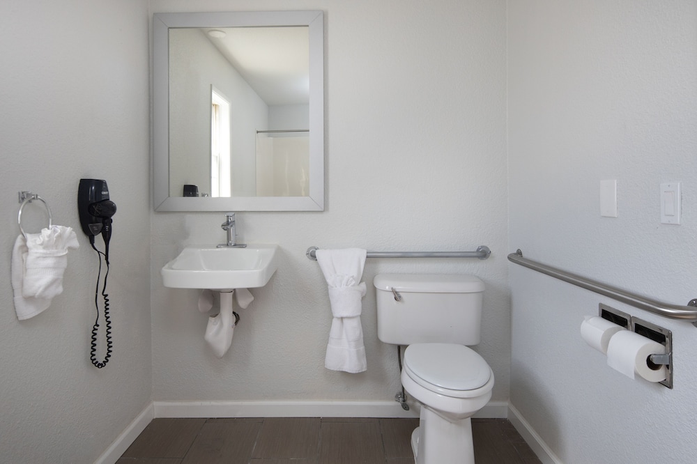Rodeway Inn Milpitas Near Great Mall - photo 38