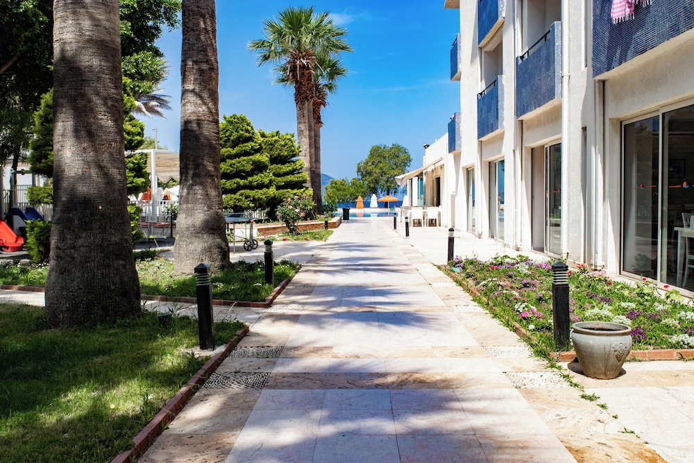 Yelken Mandalinci Spa & Wellness Hotel All Inclusive — hotel in Bodrum