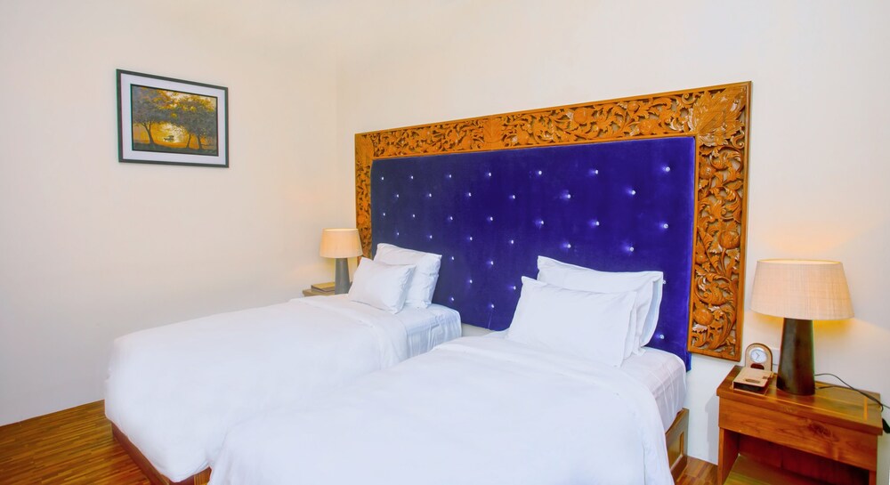 Sunset Palace View Suites — Mandalay — photo 4