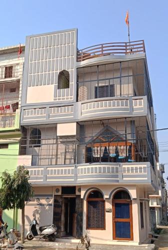 Saraswati Sadan Homestay Ayodhya — 5-Star Luxury Hotel in Fyzabad, India