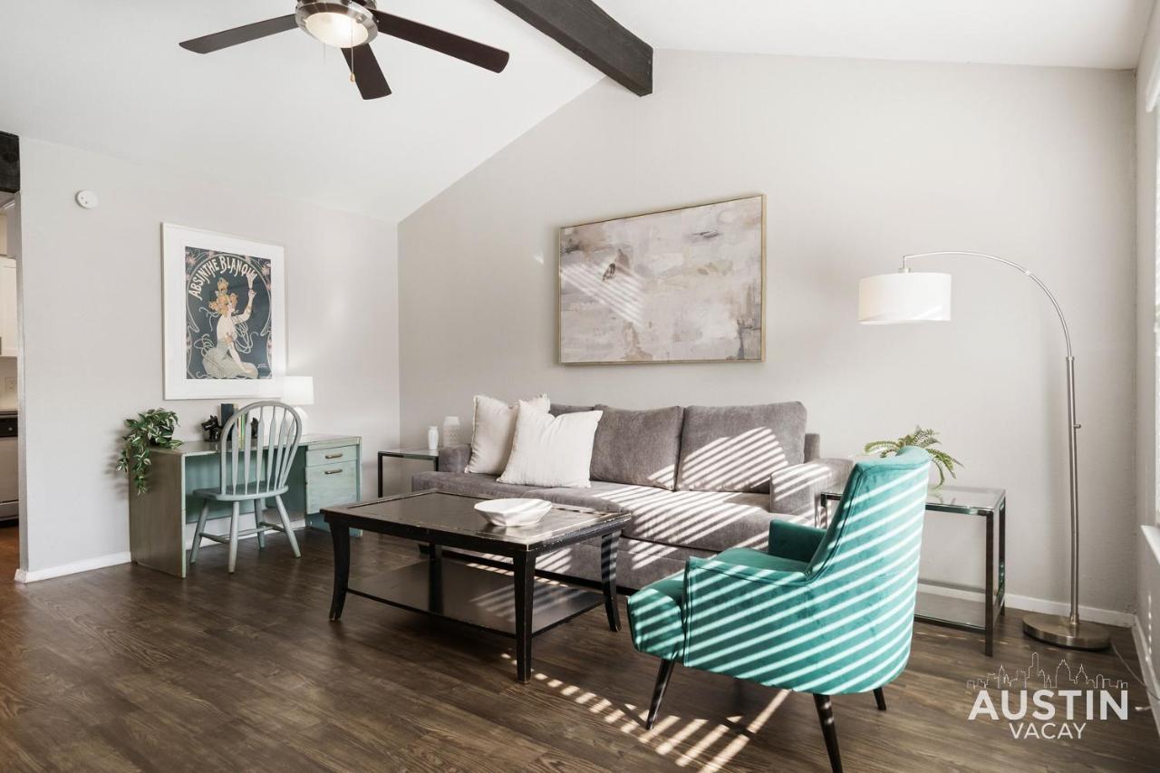 Walk to Barton Springs Spacious Apt Backyard — 4-Star Luxury Hotel in Austin, United States