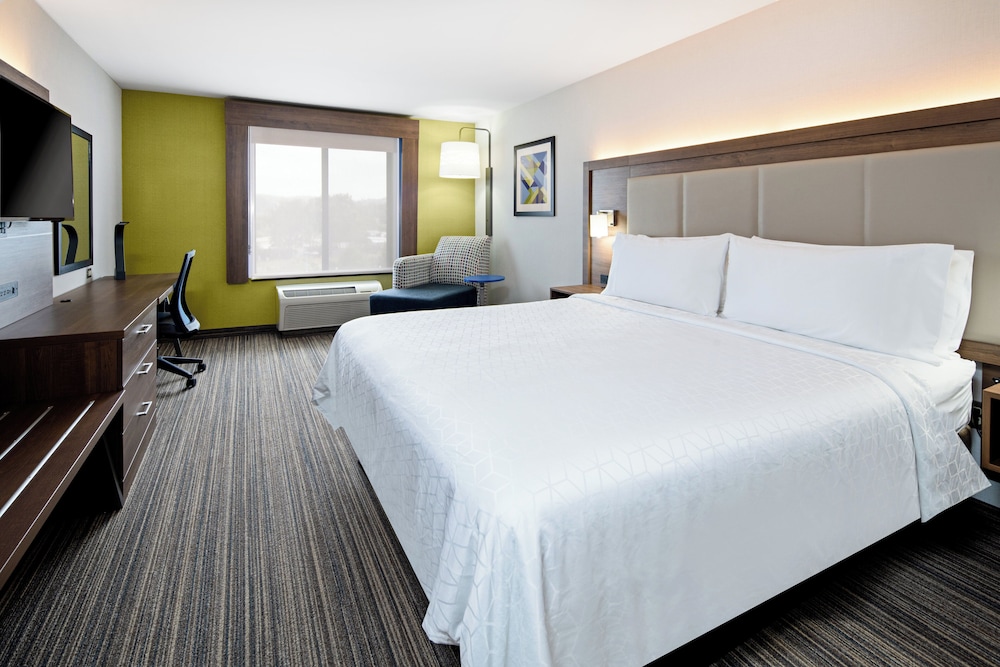 Holiday Inn Express Hotel & Suites Atascadero by IHG - photo 26