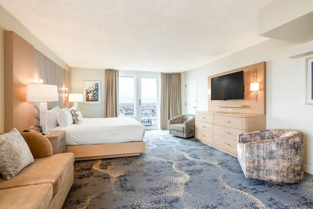 Port O Call Hotel - photo 19