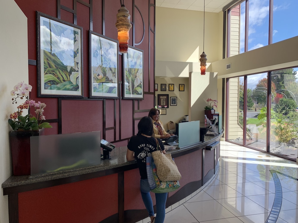 Blue Lake Casino & Hotel - photo 4