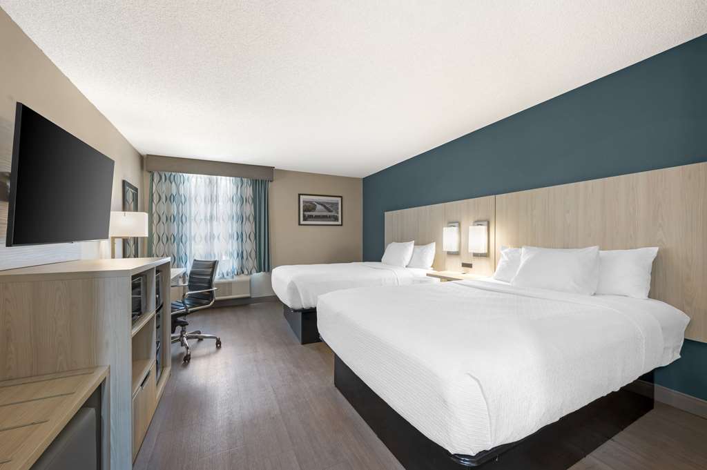 Best Western Plus Lafayette Hotel University Area - photo 25