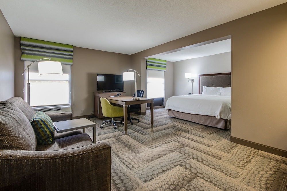 Hampton Inn Dickson - photo 10