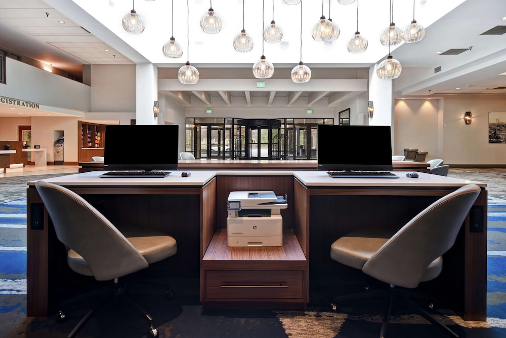 Embassy Suites by Hilton Omaha Downtown Old Market - photo 59