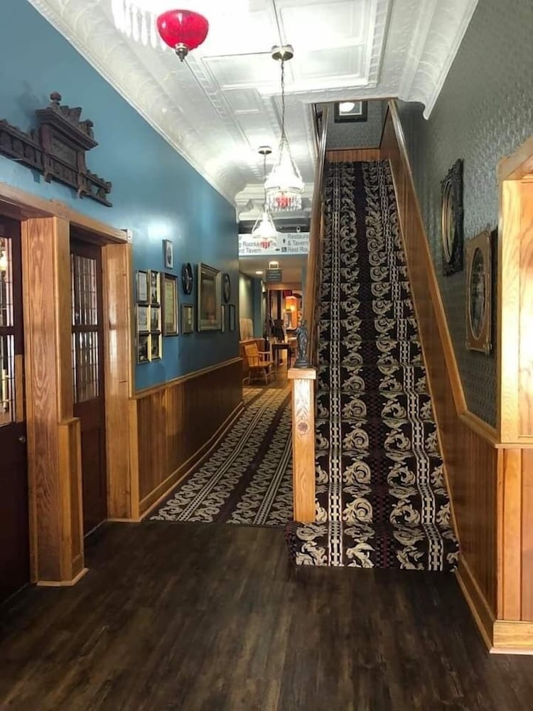 Hotel Millersburg - photo 75