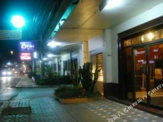 Paradon Hotel in Chiang Khong, Thailand