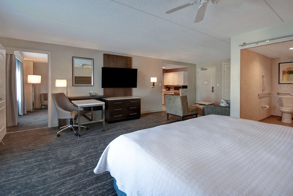 Homewood Suites by Hilton Philadelphia City Avenue - photo 15