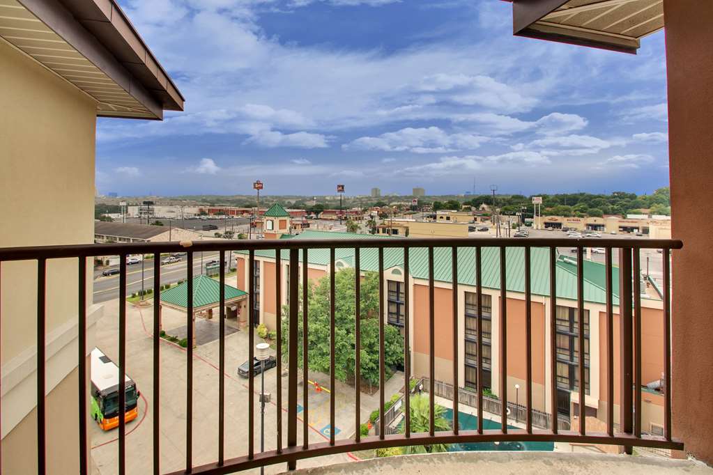 Drury Inn & Suites San Antonio Northwest Medical Center - photo 25