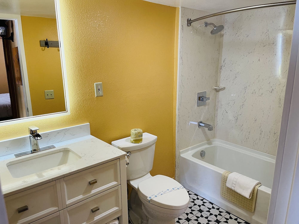 Apple Inn Motel - photo 33