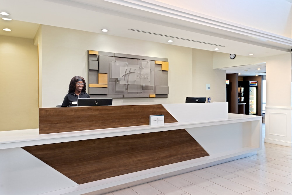 Holiday Inn Express Hauppauge Long Island - photo 56