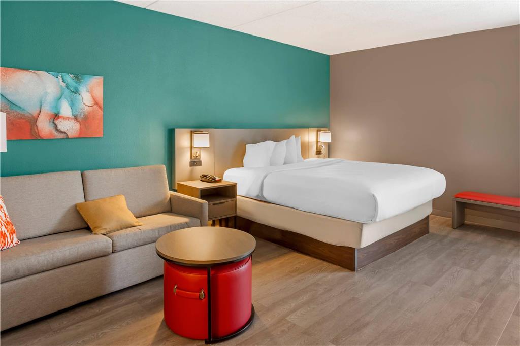 Comfort Inn & Suites Mt. Holly Westampton - photo 34