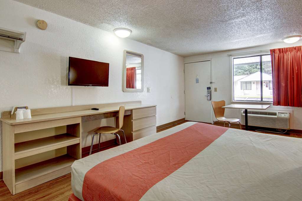 Motel 6 Union City GA Atlanta Airport - photo 21