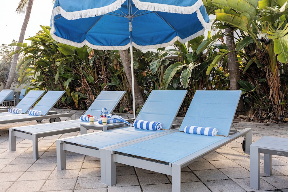 Sherry Frontenac Oceanfront Hotel - photo 72