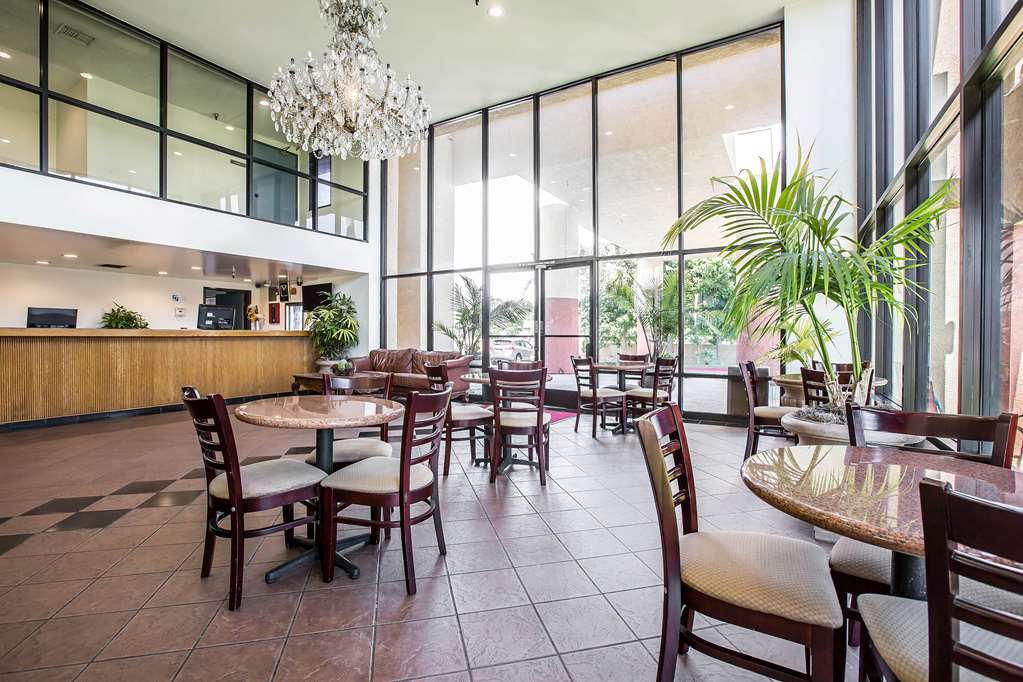 Baymont by Wyndham Ontario - photo 20