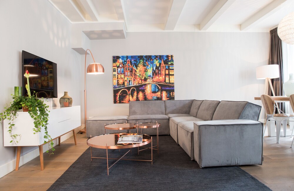 Cityden Old Centre Serviced Apartments — 4-Star Luxury Hotel in Amsterdam, Netherlands