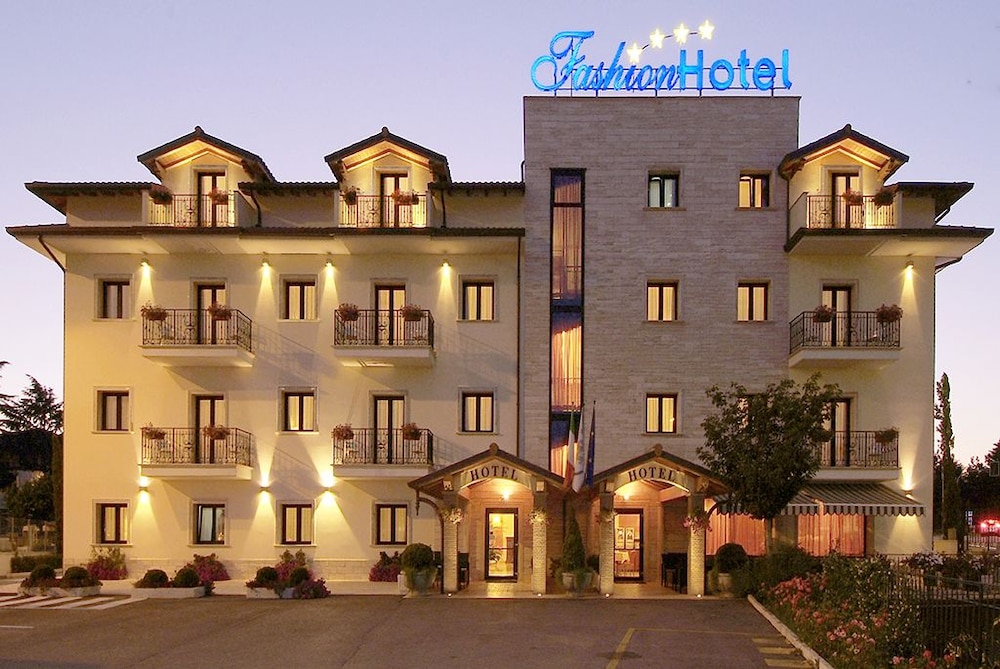 Fashion Hotel — hotel in Valmontone