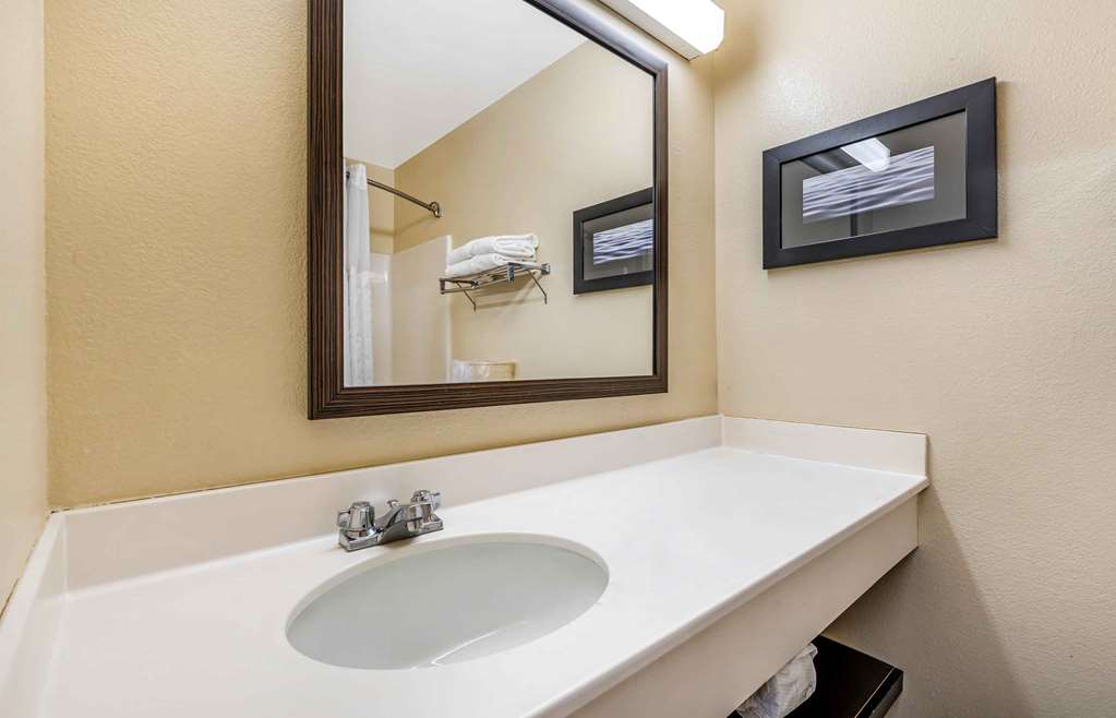 Extended Stay America Suites Minneapolis Woodbury - photo 26