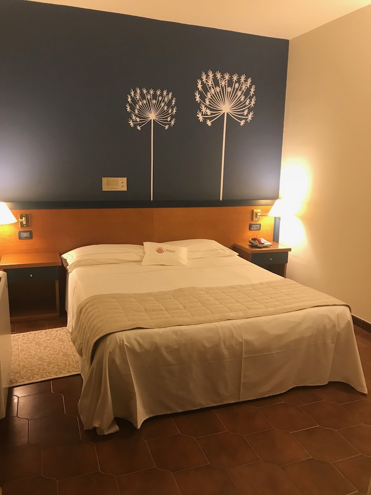 Domus Grand Hotel — Rende — photo 4