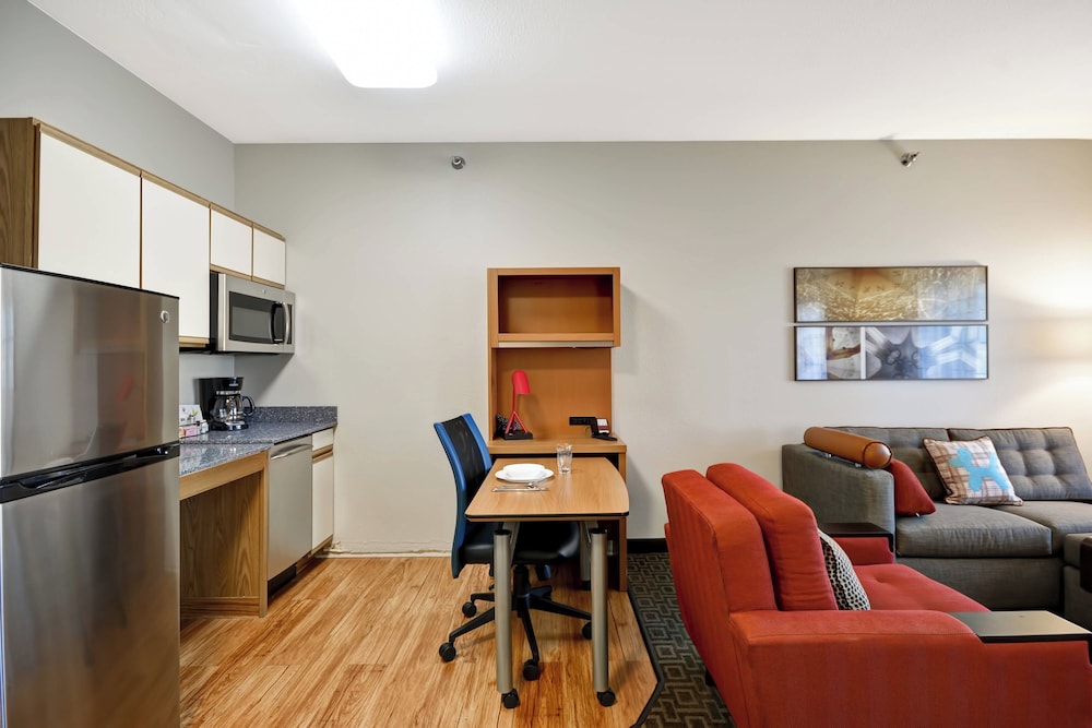 TownePlace Suites by Marriott Sioux Falls - photo 15