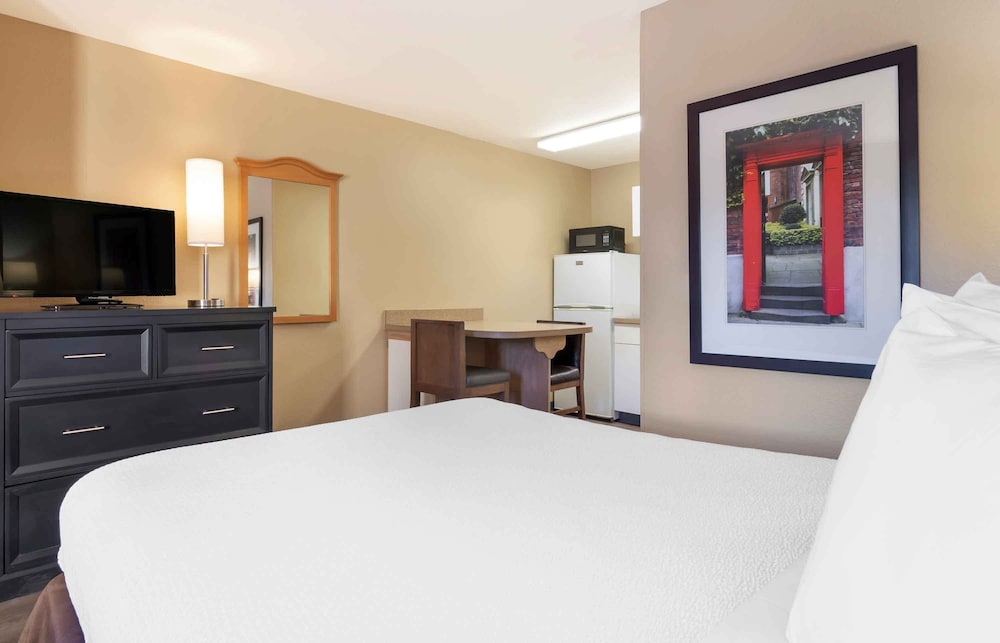 Extended Stay America Suites Kansas City Shawnee Mission - photo 10