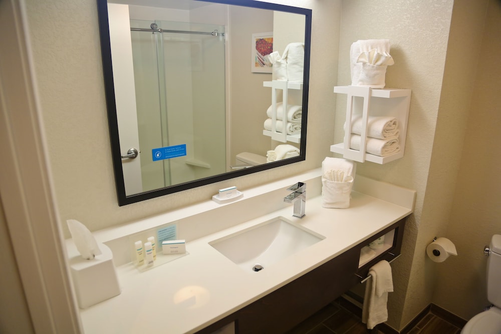 Hampton Inn Hammond - photo 28