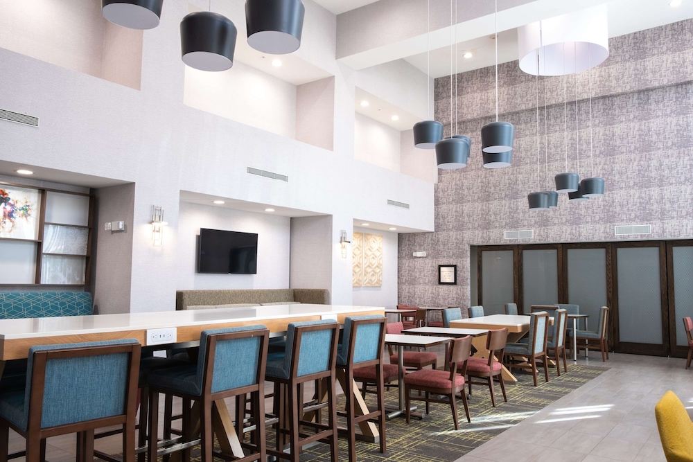 Hampton Inn & Suites Dallas Lewisville Vista Ridge Mall TX - photo 33